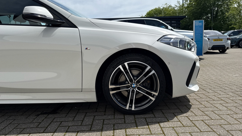 BMW 1 Series 118i [136] M Sport 5dr [Live Cockpit Professional] Petrol Hatchback